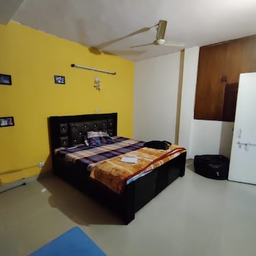 2 BHK Independent House For Rent in Sarita Vihar Pocket-J RWA Sarita Vihar Delhi  8115630