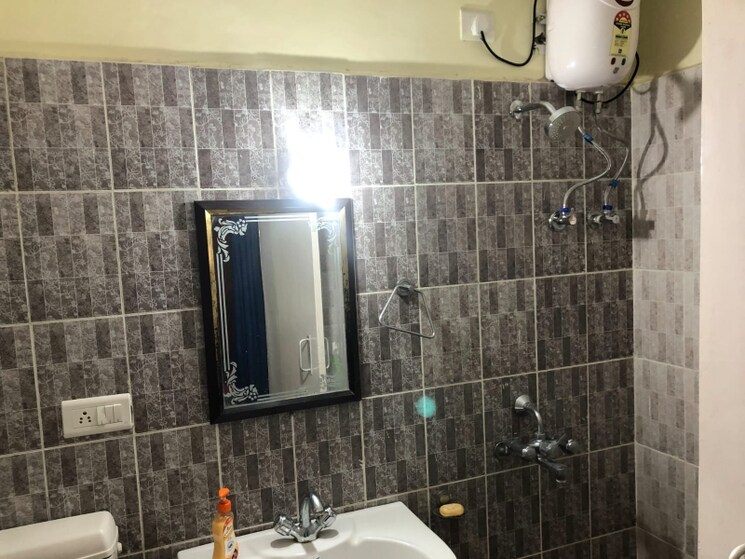 Bathroom, alaknanda-apartment-gomti-nagar 3 Bedroom 1700 Sq.Ft. Apartment In Gomti Nagar Lucknow 8115687