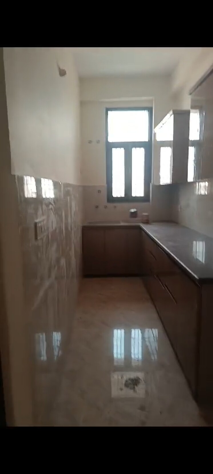 Kitchen, sector 11 pratap vihar 3 Bedroom 1150 Sq.Ft. Builder Floor In Sector 11 Pratap Vihar Ghaziabad 8115805
