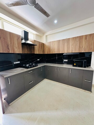 Kitchen in 4 BHK Builder Floor at Ardee City, Sector 52 – for Rent
