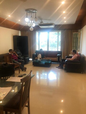Living Room in 4 BHK Apartment at Basant Garden – for Rent