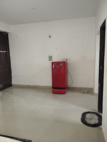 Room in 1 RK Apartment at Sector 127 – for Rent