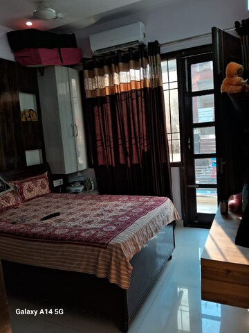 Bedroom in 3 BHK Builder Floor at Motiaz Royal Citi, Ambala Highway – for Sale