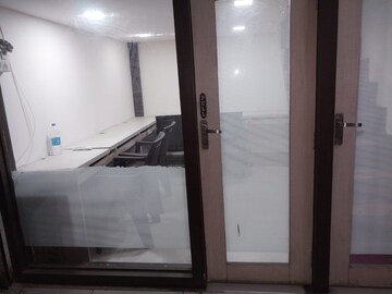 Room in  Office Space at Haware Fantasia, Sector 28 – for Rent