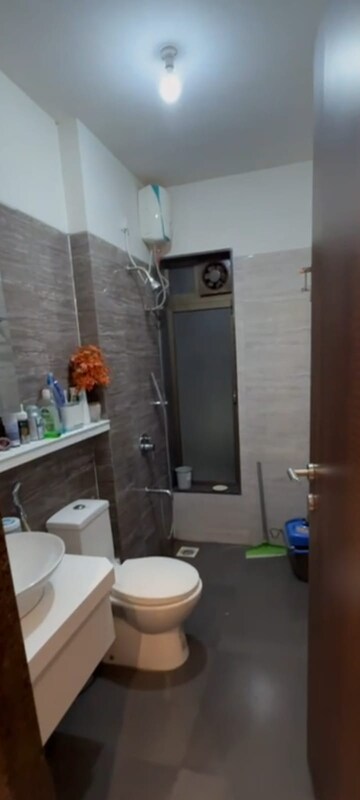 Furnished Amenities in 3 BHK Apartment at Acme Ozone, Manpada – for Rent