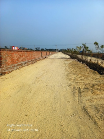 Plot For Resale in Lohgara Allahabad  8115984