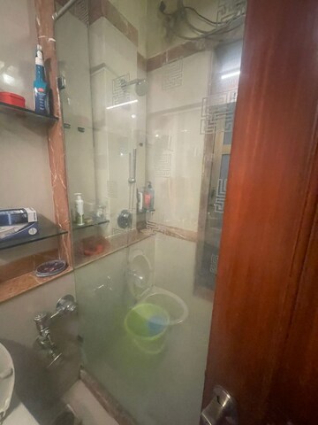 Bathroom in 3.5 BHK Apartment at Chembur – for Rent