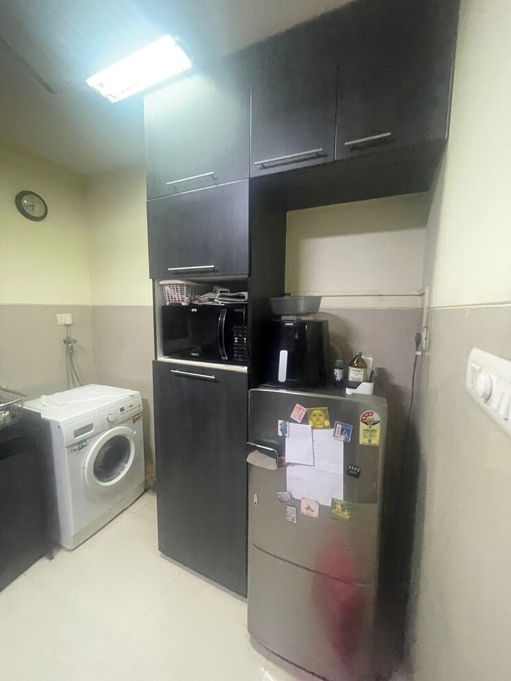 Kitchen, chembur 3.5 Bedroom 1950 Sq.Ft. Apartment In Chembur Mumbai 8116025