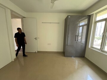 Room in 2 BHK Apartment at Shree Vardhman Flora, Sector 90 – for Rent