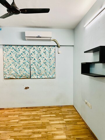 Furnished Amenities in 2 BHK Apartment at Lodha Casa Rio Gold, Dombivli East – for Rent