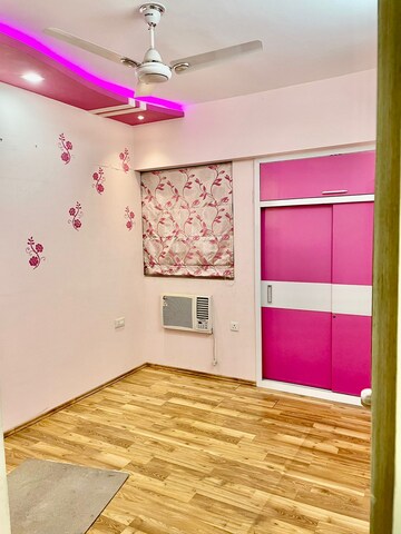 Room in 2 BHK Apartment at Lodha Casa Rio Gold, Dombivli East – for Rent