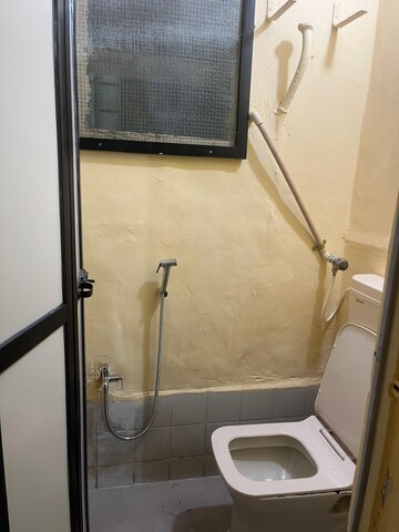 Furnished Amenities in 2 BHK Apartment at Sector 10 – for Rent