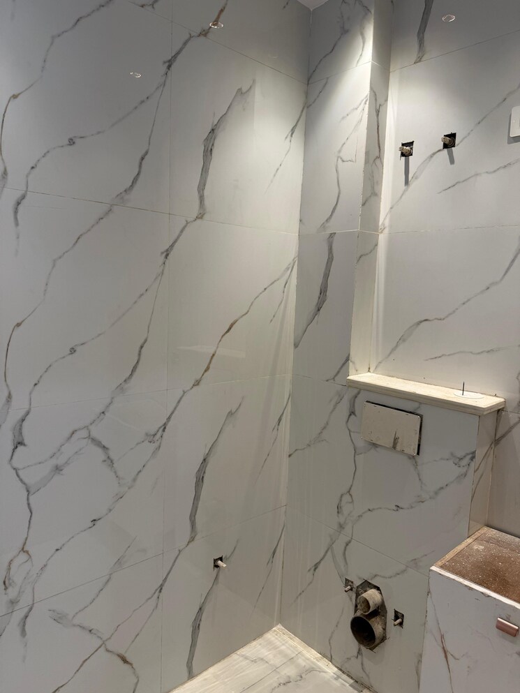 Bathroom, saya-gold-avenue 3 Bedroom 1760 Sq.Ft. Apartment In Vaibhav Khand Ghaziabad 8116285