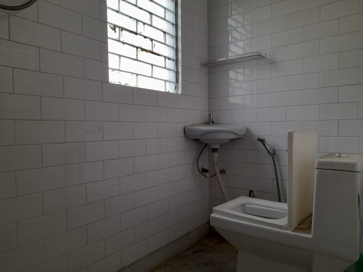 Bathroom, sector 15 ii 3 Bedroom 1800 Sq.Ft. Builder Floor In Sector 15 ii Gurgaon 8116323