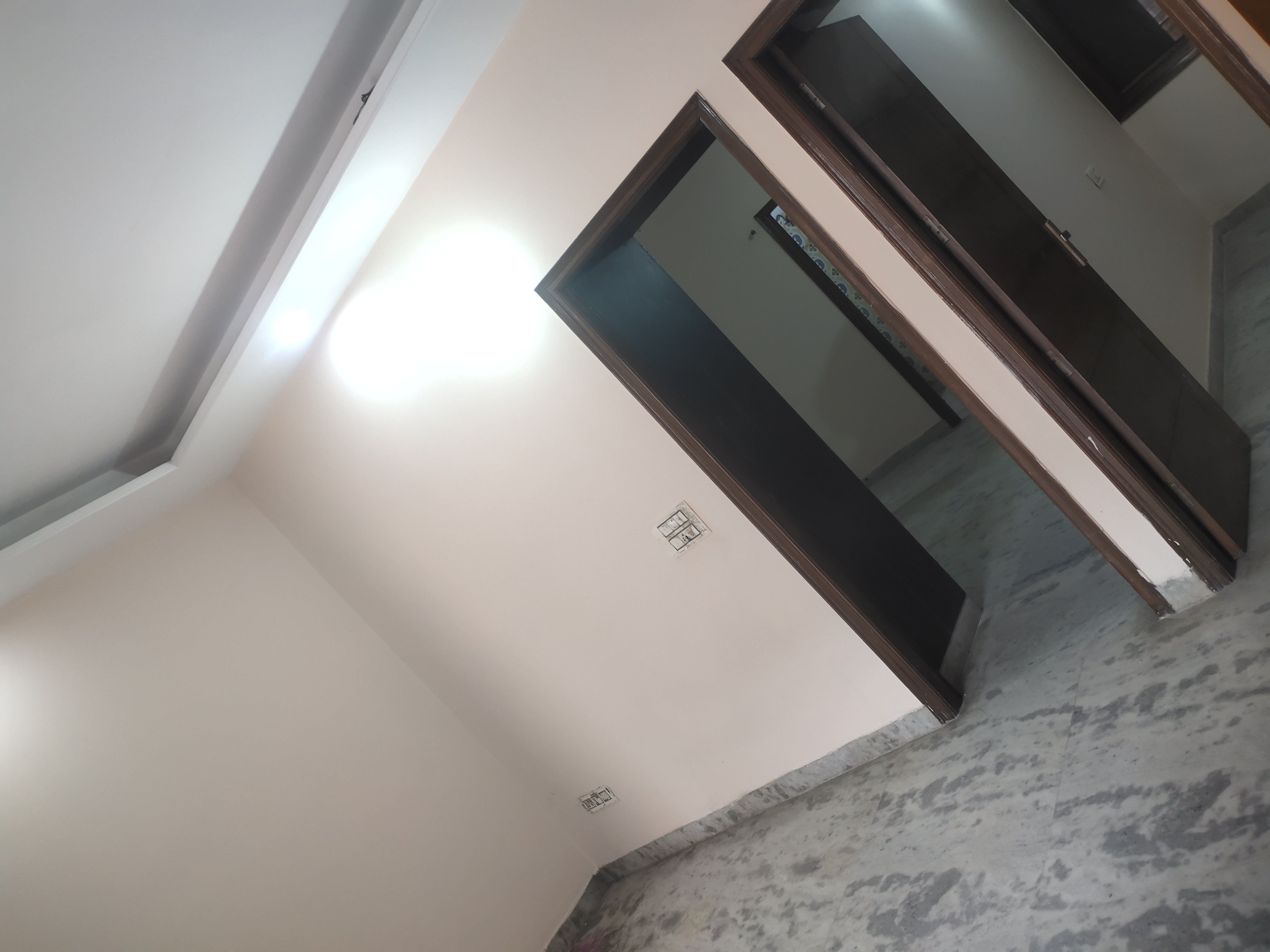 3 BHK + Pooja Room 100 Sq.Ft. Builder Floor in Guru Nanak Enclave