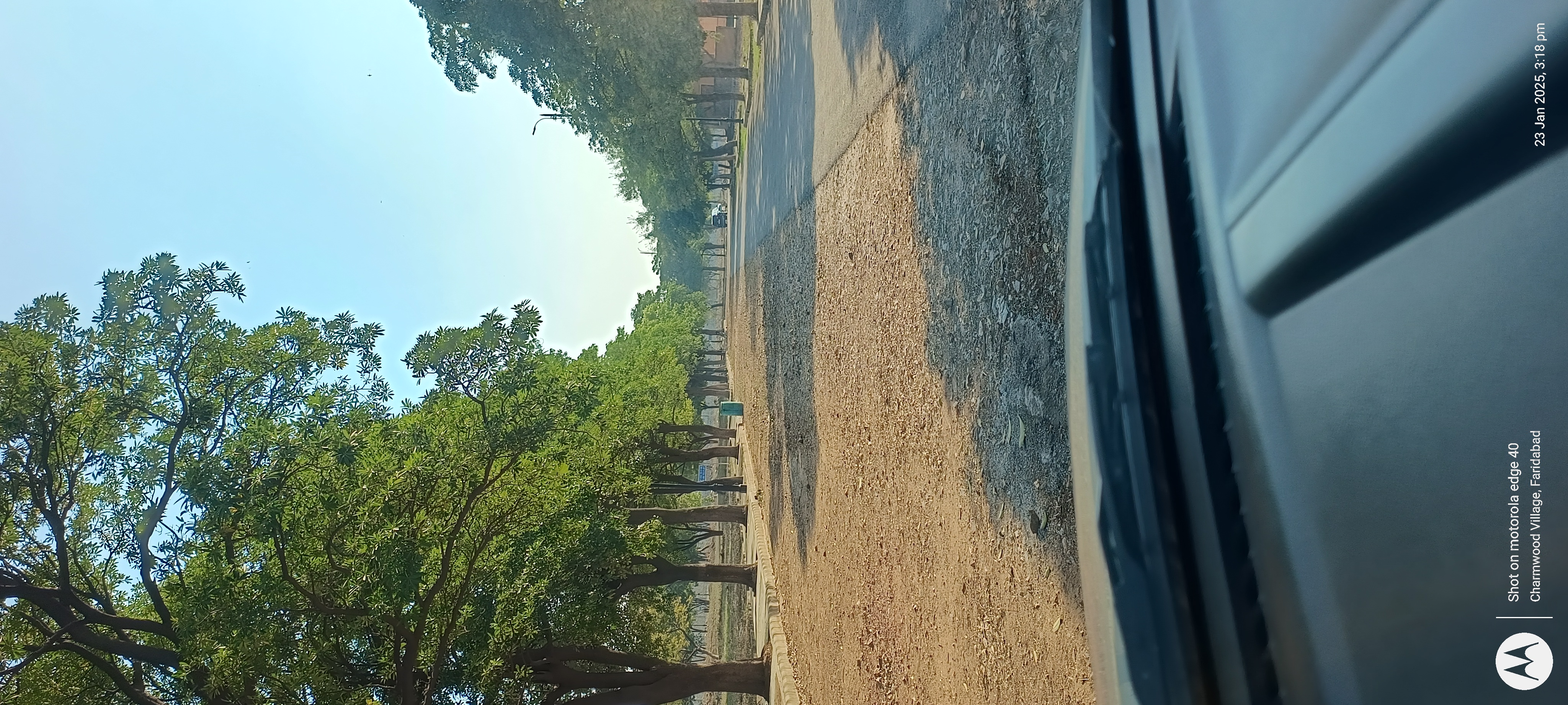 Plot For Sale in Eros Lakewood City