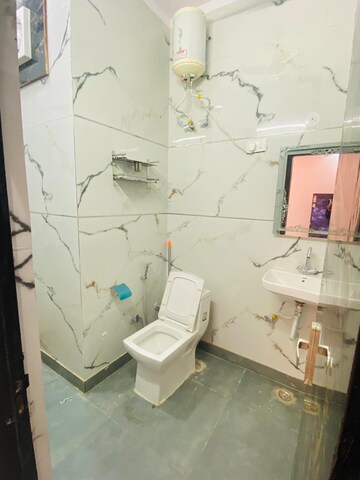 3 BHK Builder Floor For Rent in Old Rajinder Nagar