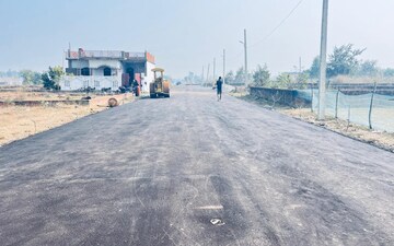 Plot For Sale in Sultanpur Road