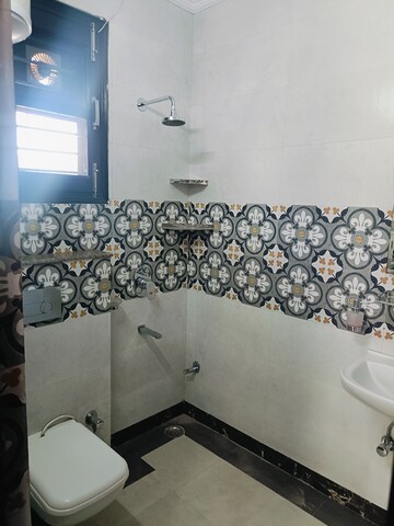 Bedroom in 3 BHK Builder Floor at Ansal API Esencia, Sector 67 – for Rent