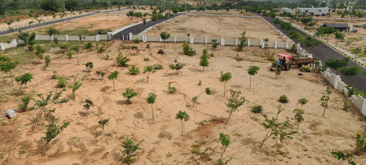 Plot For Sale in S R Infra Sree City 