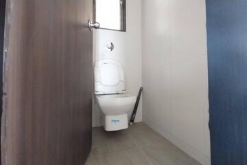 Bathroom in 1 BHK Apartment at Lodha Casa Royale, Balkum Pada – for Rent