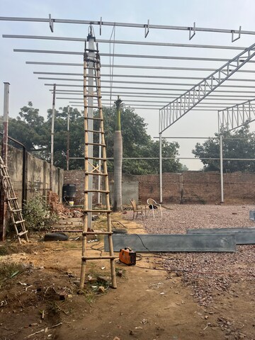  Warehouse – Exterior View View at DLF Industrial Estate, Ip Colony - for Rent