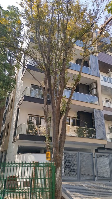 3.5 BHK Independent House – Exterior View View at Unitech Greenwood City Apartment, Sector 45 - for Rent