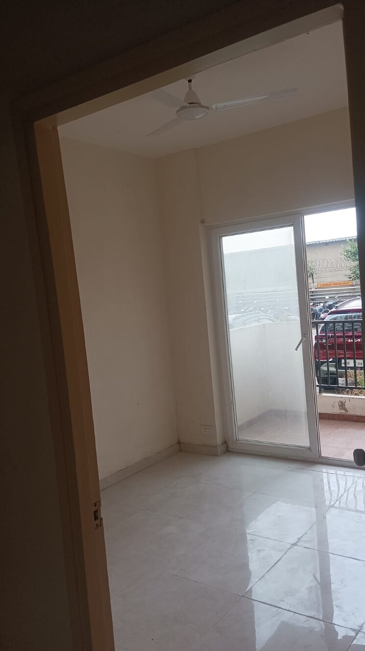 Room, gls-arawali-homes 2 Bedroom 600 Sq.Ft. Apartment In Sohna Sector 4 Gurgaon 8116703