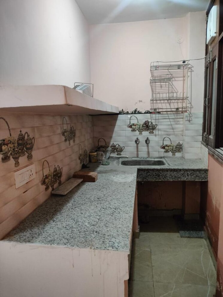 Kitchen, adchini 2 Bedroom 800 Sq.Ft. Apartment In Adchini Delhi 8116757