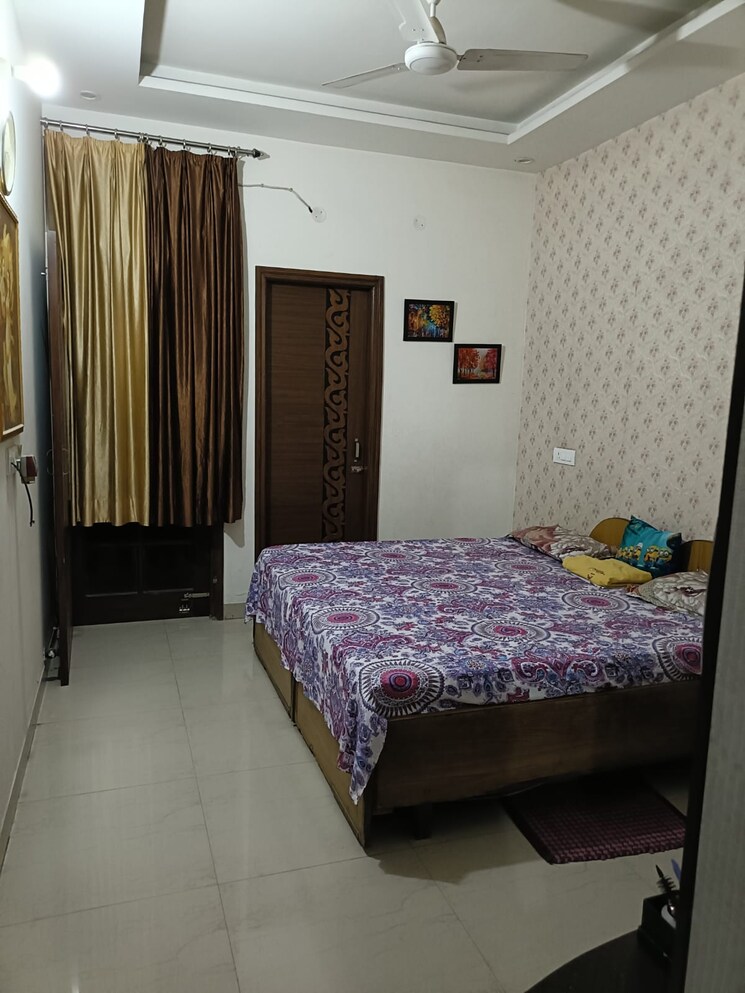 Bedroom, dhakoli village 3 Bedroom 900 Sq.Ft. Builder Floor In Dhakoli Village Zirakpur 8116780