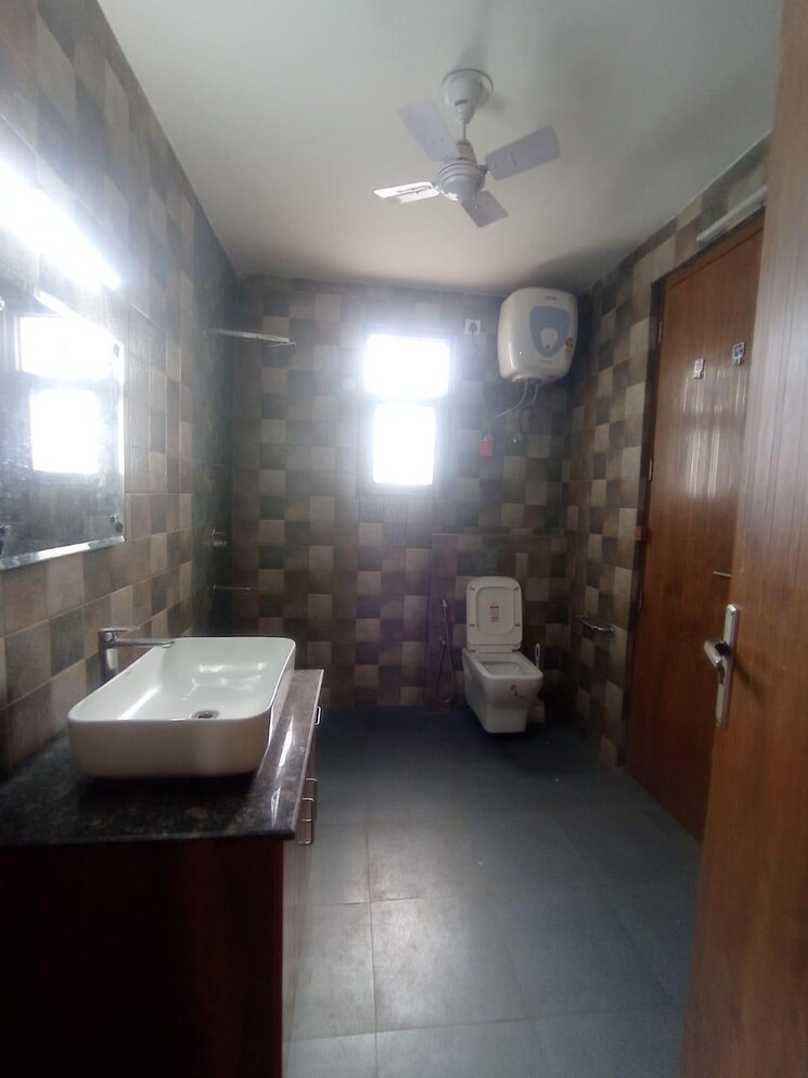 Living Room, sector 21 3 Bedroom 2440 Sq.Ft. Builder Floor In Sector 21 Gurgaon 8116853