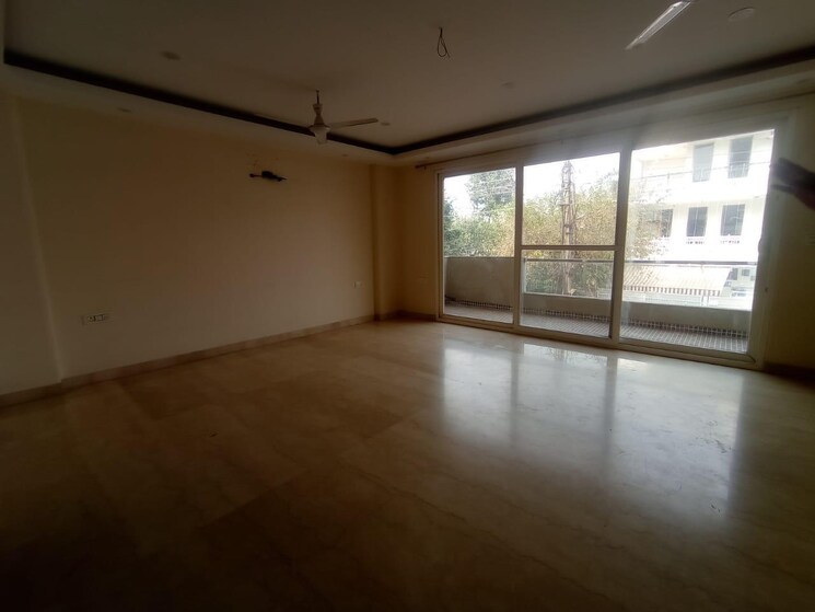 Room, sector 21 3 Bedroom 2440 Sq.Ft. Builder Floor In Sector 21 Gurgaon 8116853