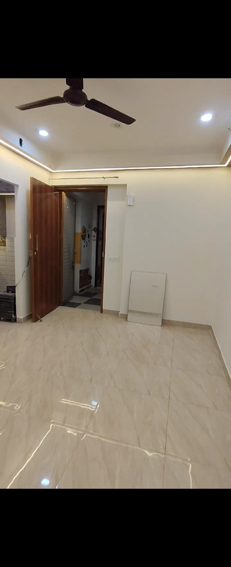Room, nilaya-greens 2.5 Bedroom 1023 Sq.Ft. Apartment In Raj Nagar Extension Ghaziabad 8116868