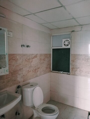 Bathroom in 2 BHK Apartment at Amrapali Golf Homes, Sector 4, Greater Noida – for Rent