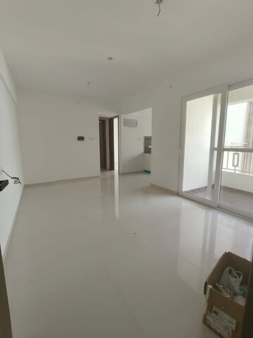 Room in 3 BHK Apartment at Supreme Estia Phase 1, Baner – for Rent