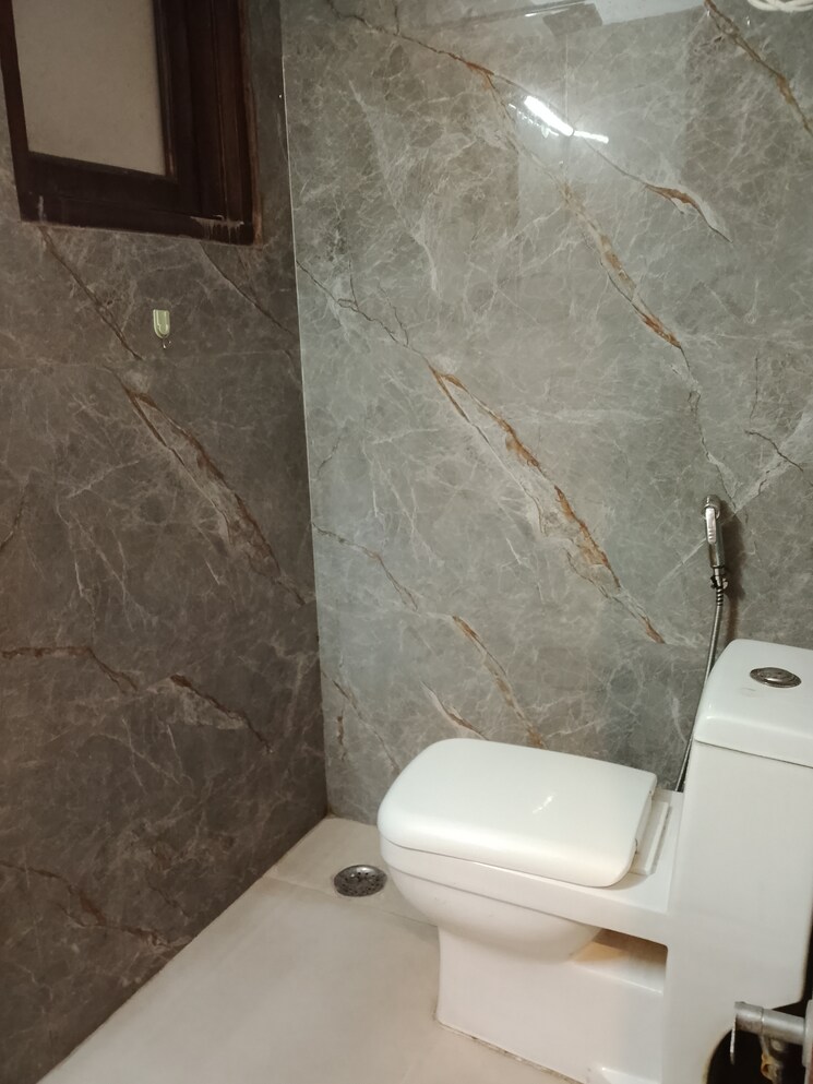 Bathroom, saket 1 Bedroom 500 Sq.Ft. Builder Floor In Saket Delhi 8117036