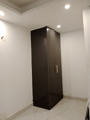 Room in 1 BHK Builder Floor at Saket – for Rent