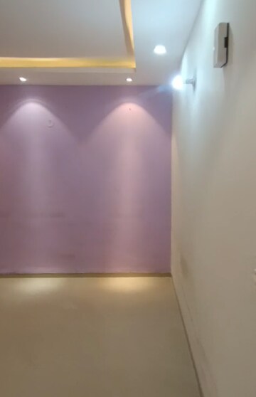 Furnished Amenities in 2 BHK Apartment at Pyramid Elite, Sector 86 – for Rent