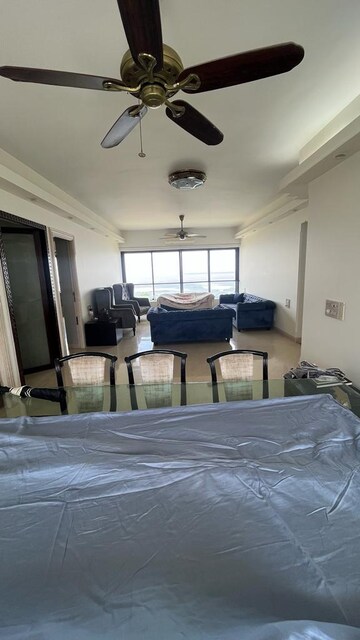 Living Room in 3 BHK Apartment at Mahalaxmi – for Rent