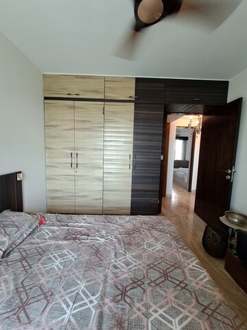 Bedroom in 2 BHK Apartment at Juhu – for Rent