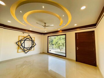 Furnished Amenities in 4 BHK Builder Floor at Parklands, Sector 85 – for Sale