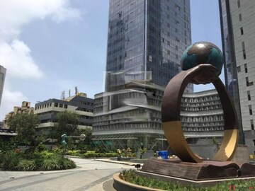 2 BHK Apartment – Exterior View View at Indiabulls Blu, Worli - for Rent