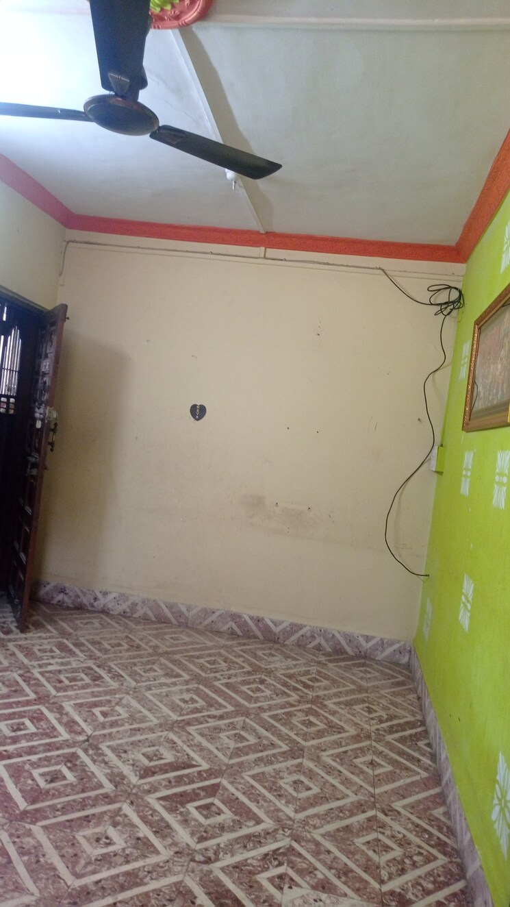 Room, dombivli west 1 Bedroom 600 Sq.Ft. Apartment In Dombivli West Thane 8117228