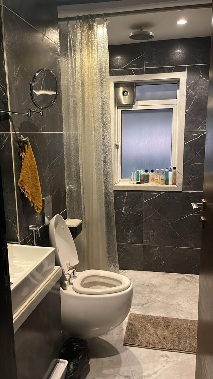 Bathroom, santacruz west 2 Bedroom 700 Sq.Ft. Apartment In Santacruz West Mumbai 8117248