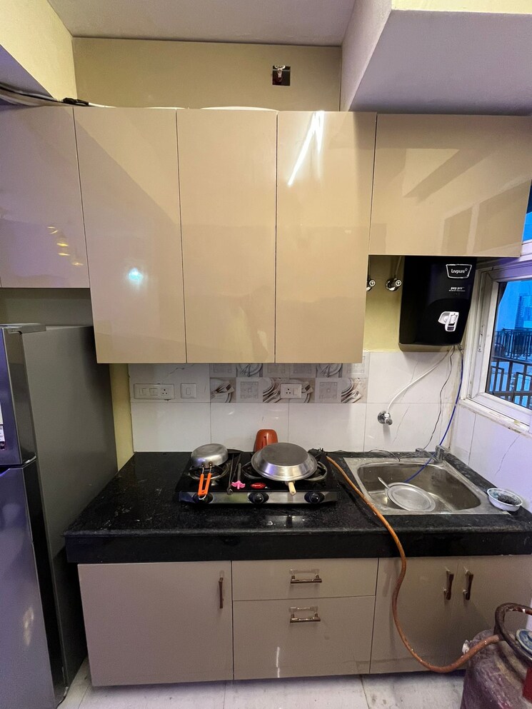 Kitchen, signature-global-the-roselia 2 Bedroom 800 Sq.Ft. Apartment In Sector 95a Gurgaon 8117316