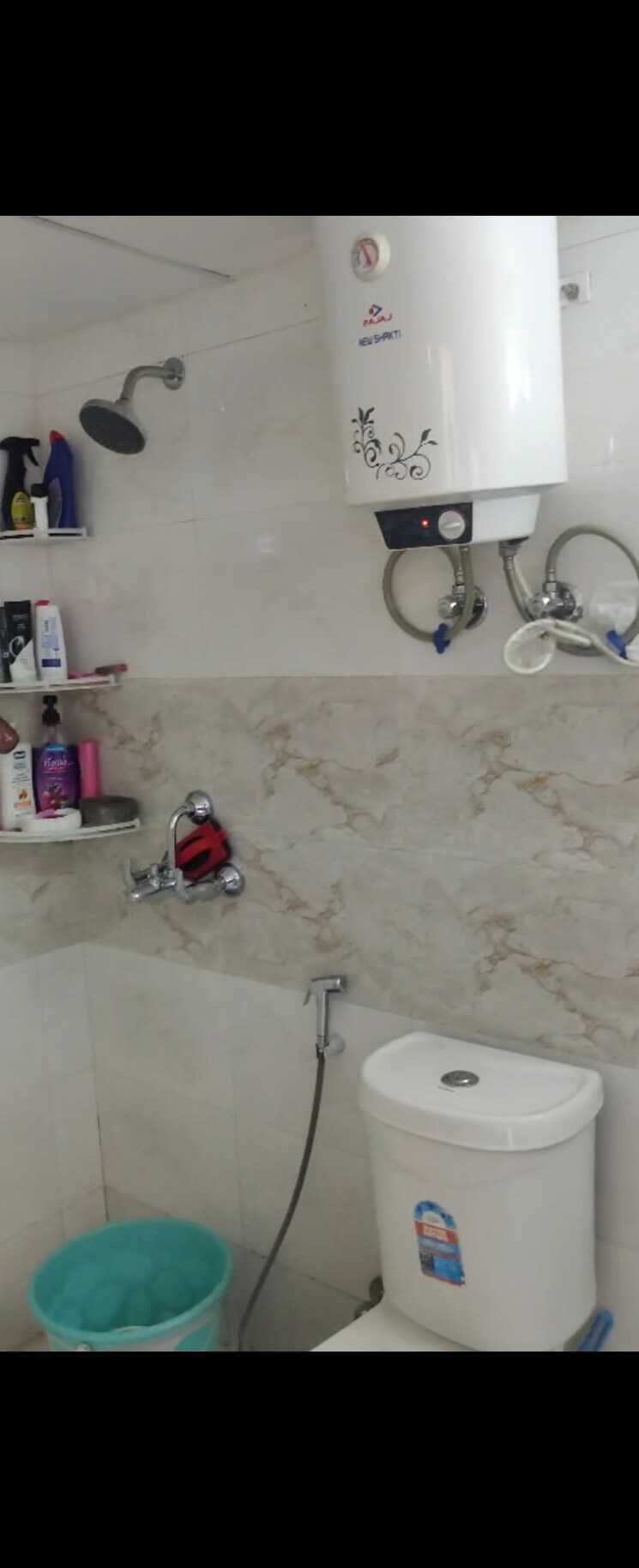 Bathroom, high-end-paradise-ii 2 Bedroom 960 Sq.Ft. Apartment In Raj Nagar Extension Ghaziabad 8117328