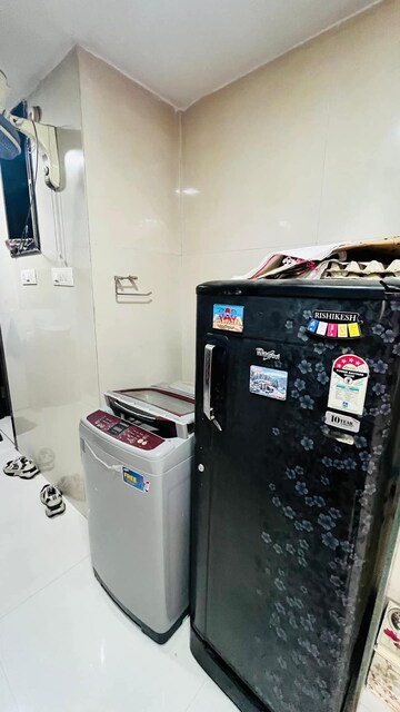 Room in 1 BHK Apartment at Mahape – for Rent
