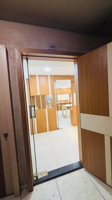 Room in  Office Space at Makarba – for Rent