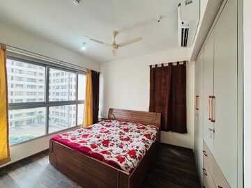 Master Bedroom in 2 BHK Apartment at Piramal Vaikunth, Balkum Pada – for Rent