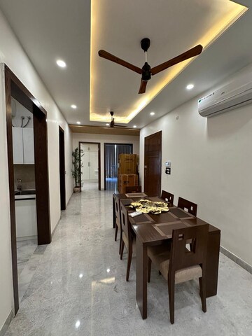 Gym in 3 BHK Apartment at Suncity Essel Tower, Sector 28 – for Rent